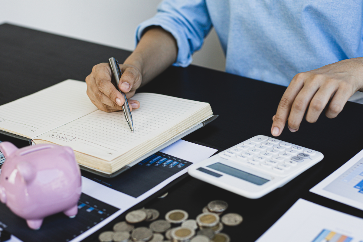 Comment économiser 5000 euros en seulement 6 mois - Optimiser son budget